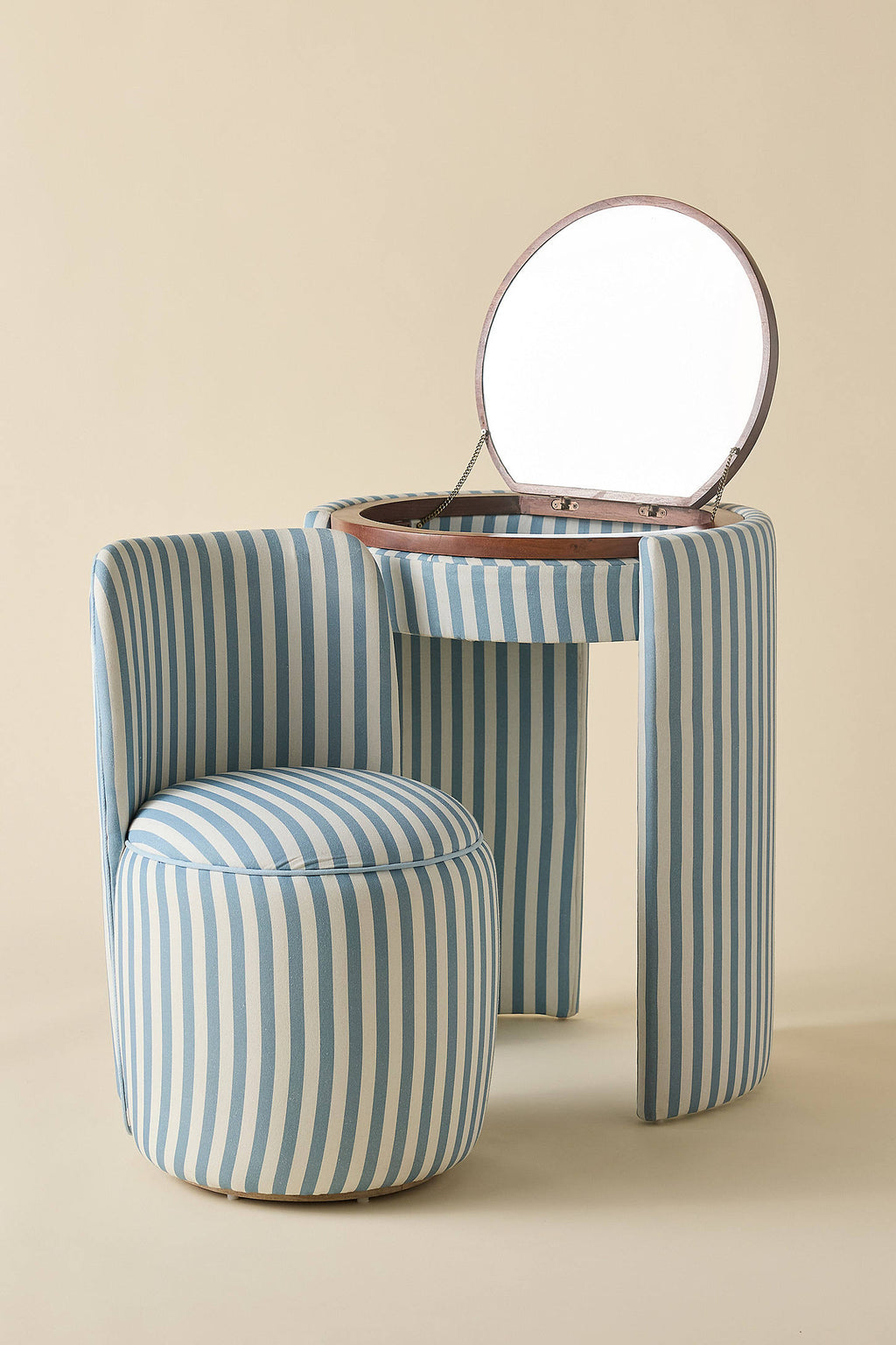 ModernMuse Vanity & Chair